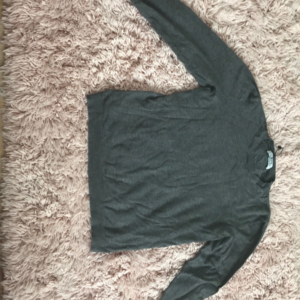 Grey sweater